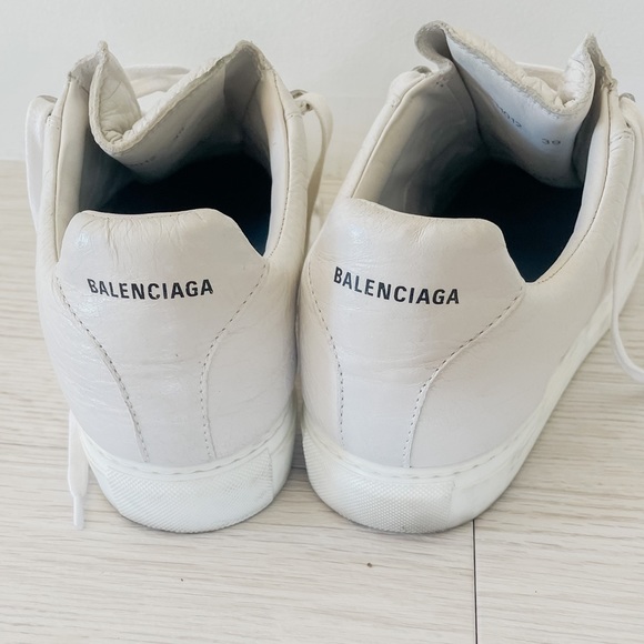 Balenciaga White Crinkled Leather Arena Sneakers - Picture 11 of 11